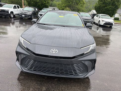 Used 2026 Toyota Camry XSE w/ Premium Plus Package AWD/4WD image 8