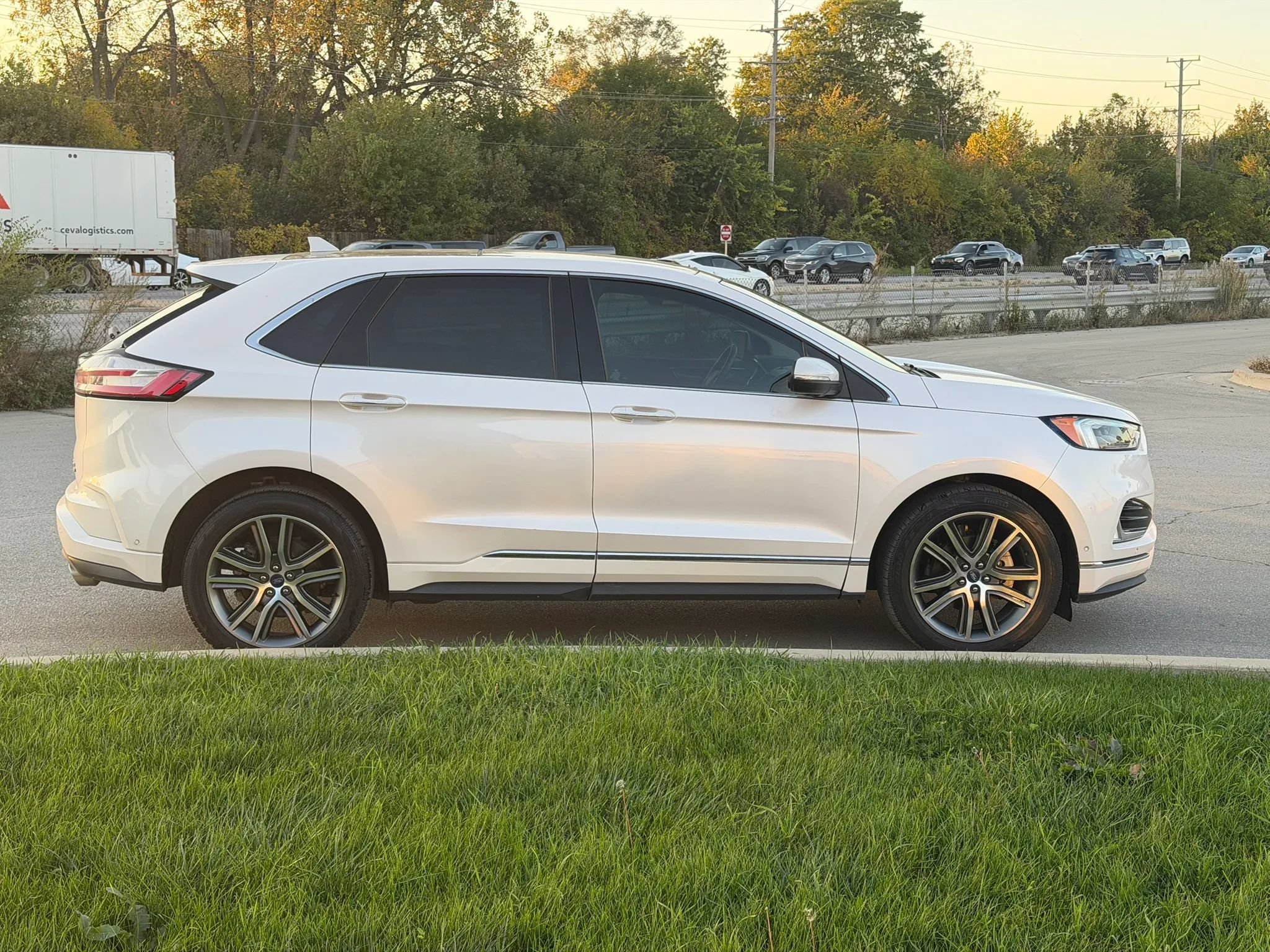 Used 2019 Ford Edge Titanium w/ Equipment Group 301A FWD image 6