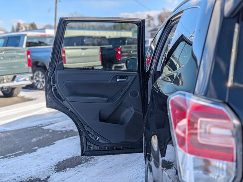 Used 2018 Subaru Forester 2.5i Limited image 34