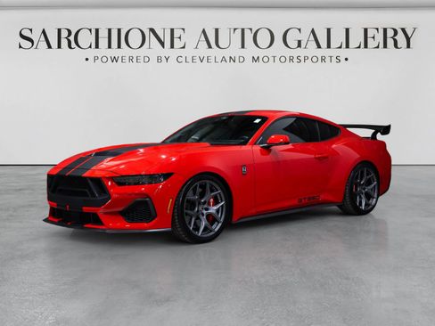 Used 2025 Ford Mustang GT Premium w/ GT Performance Package RWD image 26
