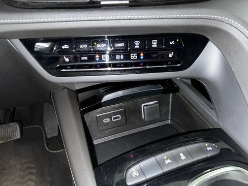 Certified 2023 Buick Envision Essence image 14