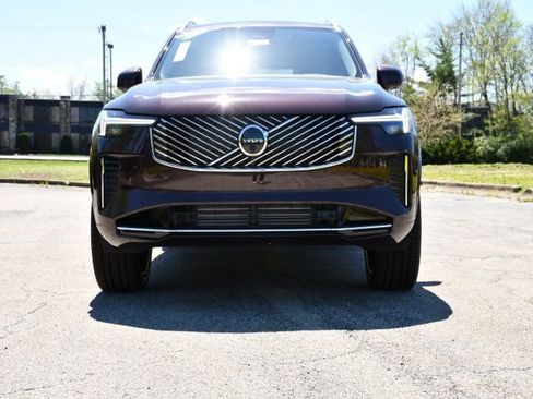 New 2026 Volvo XC90 T8 Ultra w/ Protection Package Premier AWD/4WD image 2