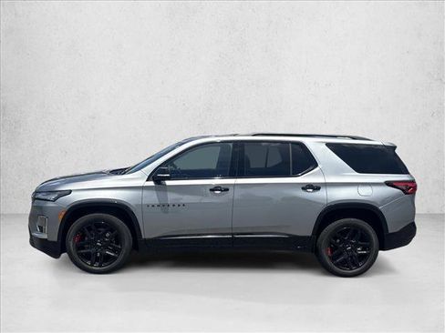 Used 2023 Chevrolet Traverse Premier w/ Redline Edition AWD/4WD image 8