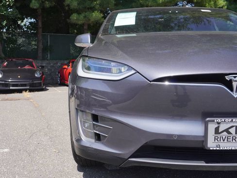 Used 2020 Tesla Model X Long Range AWD/4WD image 14