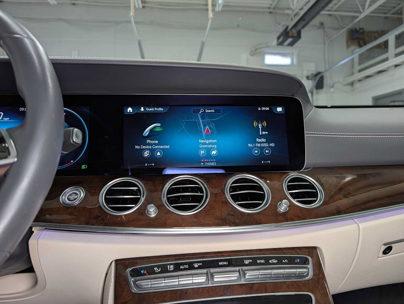 Certified 2022 Mercedes-Benz E 350 4MATIC Sedan image 30