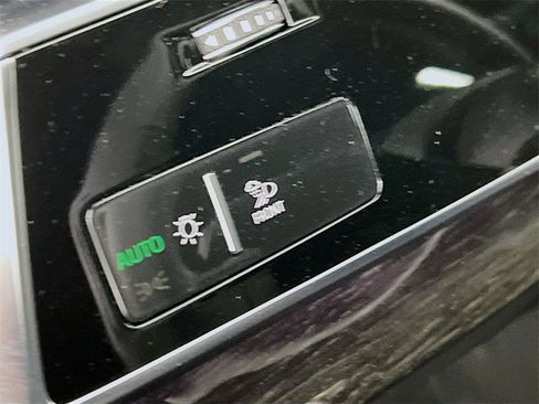 New 2026 Audi Q8 Premium Plus image 10