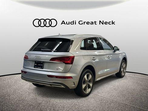 Used 2023 Audi Q5 2.0T Premium Plus w/ Premium Plus Package AWD/4WD image 7