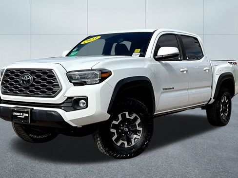 Used 2023 Toyota Tacoma TRD Off-Road image 1