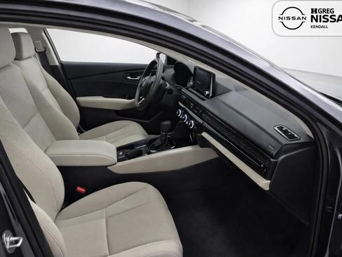 Used 2023 Honda Accord LX image 11