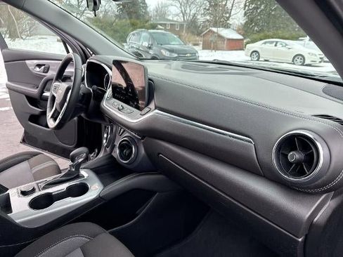 Certified 2025 Chevrolet Blazer LT image 27