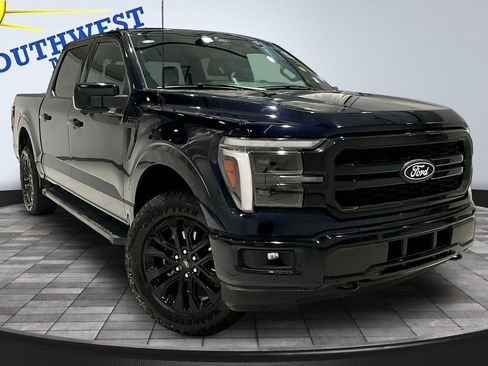 Used 2025 Ford F150 Lariat AWD/4WD image 3