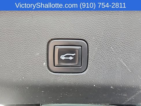 Used 2022 Chevrolet Suburban LT w/ LT Signature Plus Package AWD/4WD image 35