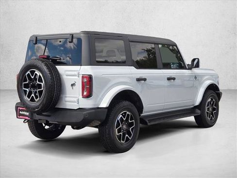 New 2026 Ford Bronco Outer Banks AWD/4WD image 2