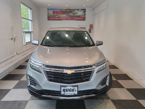 Used 2023 Chevrolet Equinox LT AWD/4WD image 7