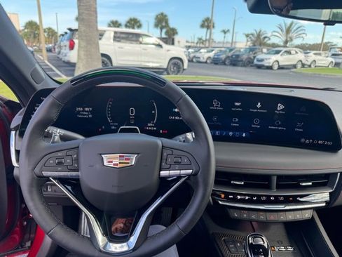 Used 2026 Cadillac CT5 Sport w/ Technology Package image 5