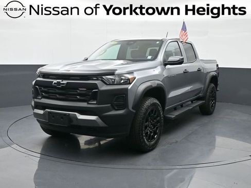 Used 2025 Chevrolet Colorado Trail Boss image 1