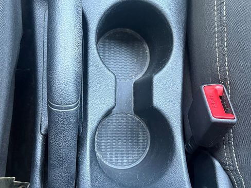 Used 2023 Hyundai Venue SEL w/ Cargo Package image 16