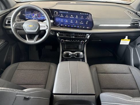 New 2026 Chevrolet Traverse LT w/ Driver Confidence Package FWD image 26