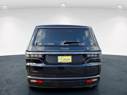 New 2026 Jeep Grand Wagoneer Limited AWD/4WD image 8