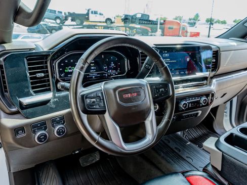 Used 2024 GMC Sierra 3500 SLE w/ SLE Convenience Package AWD/4WD image 16