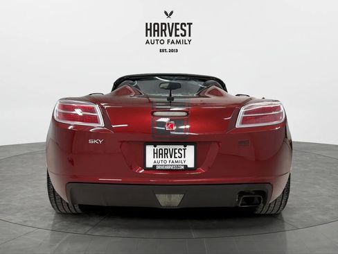 Used 2009 Saturn Sky Ruby Red image 16