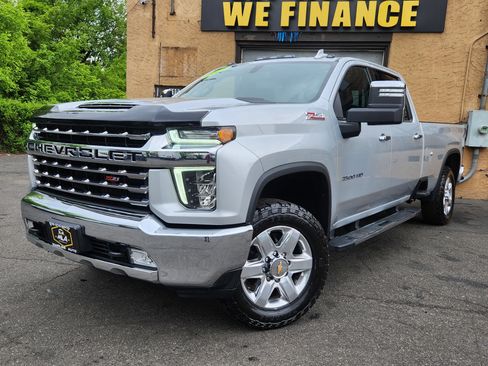 Used 2022 Chevrolet Silverado 3500 LTZ w/ LTZ Convenience Package AWD/4WD image 1