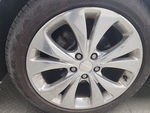 Used 2017 Chevrolet Malibu Premier FWD image 31