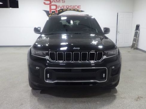Used 2023 Jeep Grand Cherokee L Overland AWD/4WD image 6
