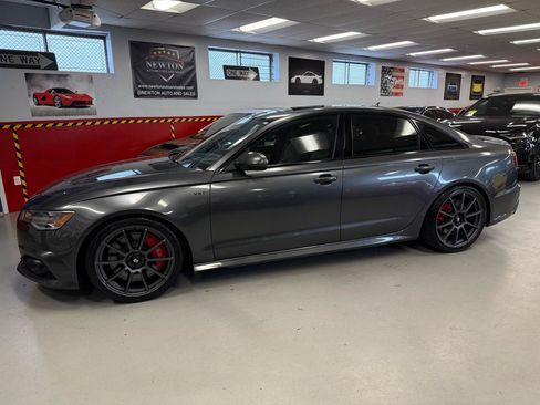 Used 2018 Audi S6 Prestige w/ S Sport Package AWD/4WD image 4