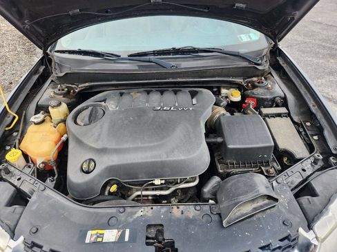 Used 2014 Dodge Avenger SE w/ Quick Order Package 27Z SE V6 image 14