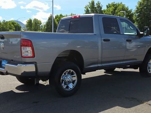 Used 2024 RAM 2500 Tradesman w/ Chrome Appearance Group AWD/4WD image 8