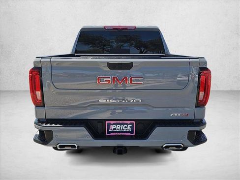 Used 2024 GMC Sierra 1500 AT4 w/ Technology Package AWD/4WD image 15
