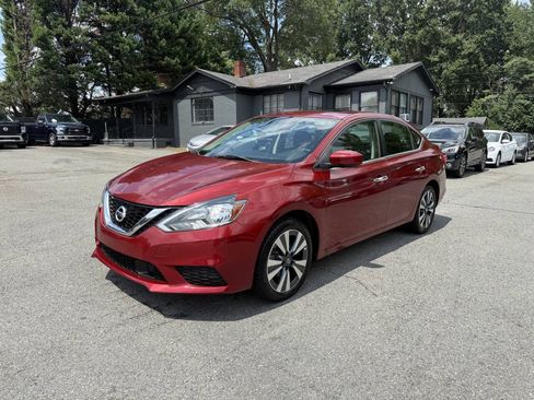 Used 2019 Nissan Sentra SV w/ Special Edition Package FWD image 2