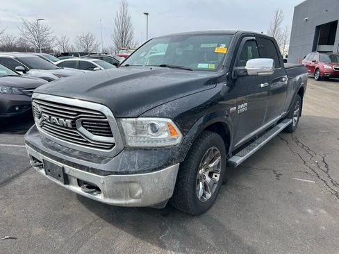 Used 2017 RAM 1500 Limited image 2