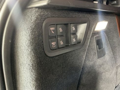Certified 2025 BMW X7 xDrive40i AWD/4WD image 33
