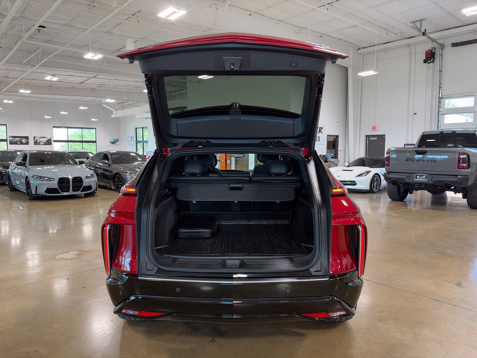 Used 2024 Cadillac Lyriq Luxury w/ LPO, Floor Liner Package AWD/4WD image 46