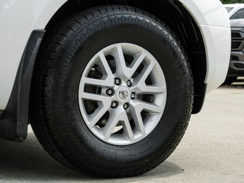 Used 2018 Nissan Frontier SV RWD image 53