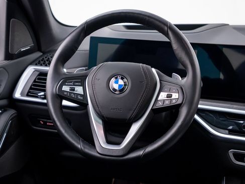 Used 2024 BMW X5 xDrive40i w/ Premium Package AWD/4WD image 11