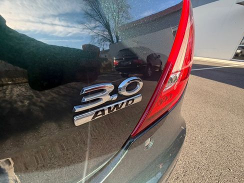 Used 2015 Jaguar XJ AWD image 13