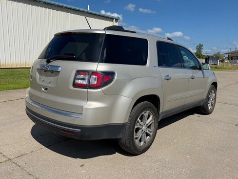 Used 2015 GMC Acadia SLT FWD image 3