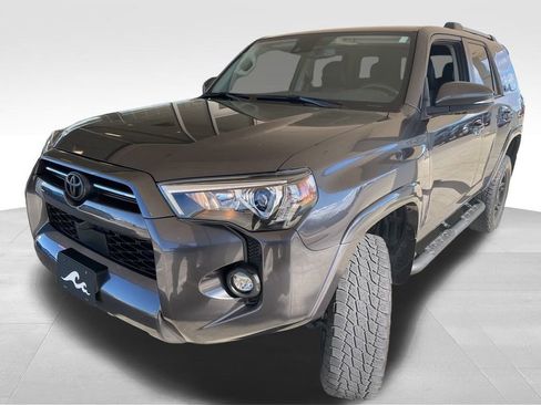 Used 2023 Toyota 4Runner SR5 Premium image 6