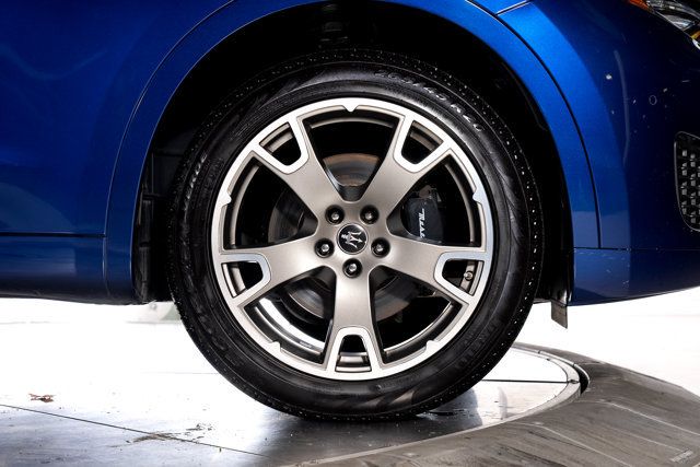 Used 2023 Maserati Levante GT AWD/4WD image 15