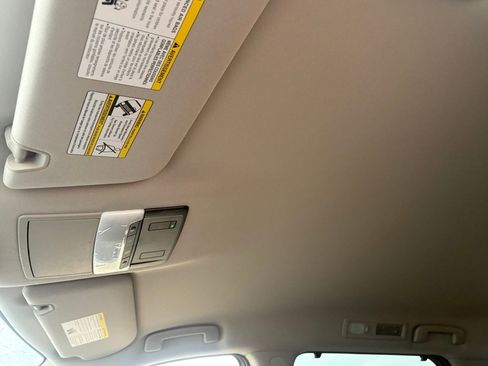 New 2025 Nissan Pathfinder SL image 19