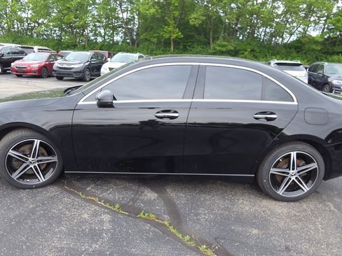 Used 2021 Mercedes-Benz A 220 image 5