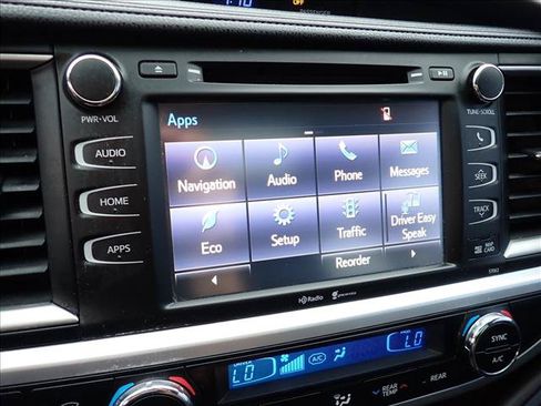 Used 2015 Toyota Highlander XLE AWD/4WD image 19