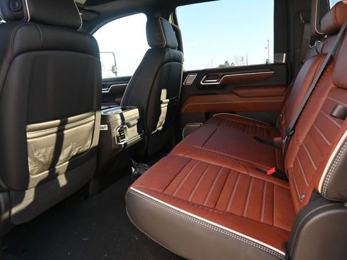 New 2026 GMC Sierra 2500 Denali Ultimate image 16