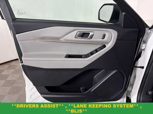 New 2026 Ford Explorer Active w/ Active Comfort Package RWD image 15