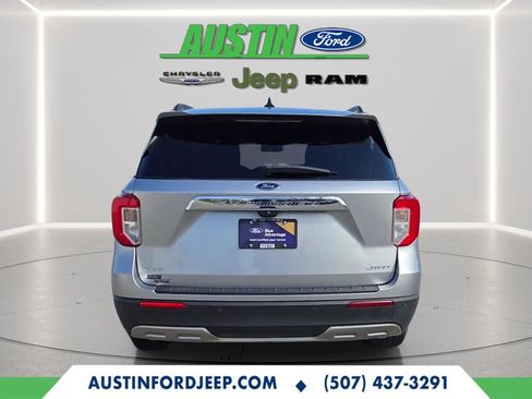 Used 2021 Ford Explorer XLT w/ Equipment Group 202A image 8