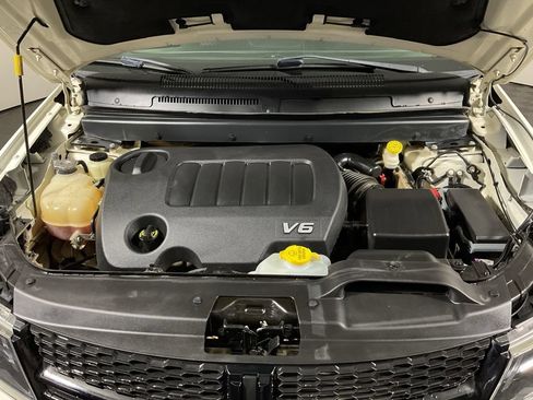 Used 2019 Dodge Journey SE w/ Premium Group AWD/4WD image 39
