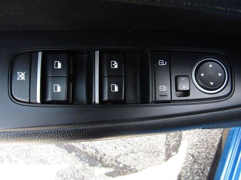 Used 2022 Kia Forte GT-Line w/ GT-Line Premium Package FWD image 11